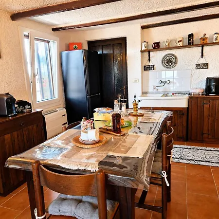 فيلة Vivere Alpine Retreat - Oasi Zegna - Mountain Views - Fireplace - Private Garden Camandona